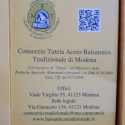 Vinaigre Balsamique Traditionnel de Modena AOP Extra Vieux 25 ans Acetomodena